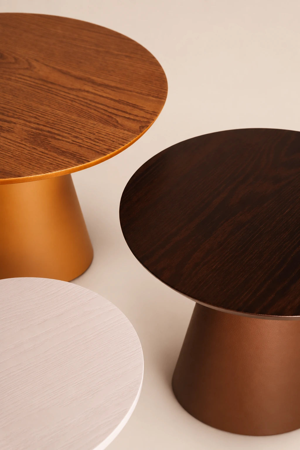 Mesa lateral Pouso em ambiente Aosta